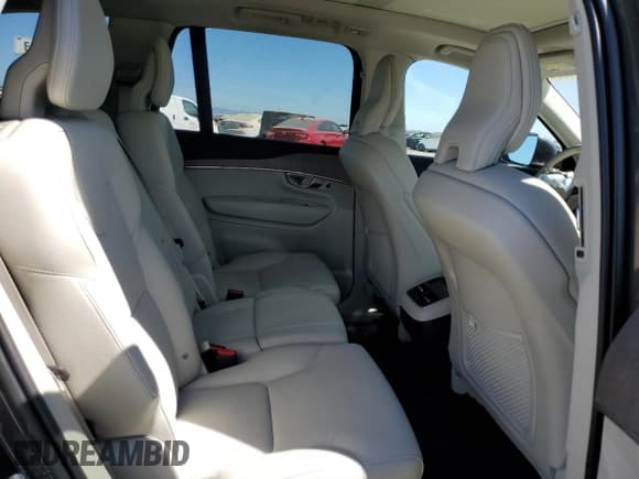 ✅ 2023 Volvo XC90 Plus • VIN: YV4062PN7P1984986 • Лот: 67125495. Опубликован ранее на Copart с пробегом 25 691 миль. Бесплатный доступ к архиву аукционных продаж из США и подробный отчёт об истории автомобиля на DreamBid. Изображение 11.