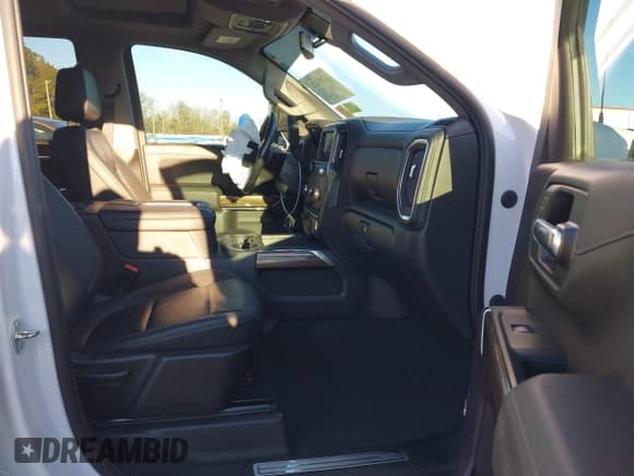 ✅ 2021 Chevrolet Silverado 1500 RST • VIN: 3GCUYEET2MG391955 • Lot: 41295635. Listed on IAAI with 67,906 mi. Free auction sales archive from the USA and detailed vehicle history report at DreamBid. Image 5.