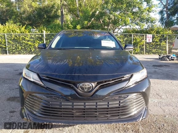✅ 2020 Toyota Camry LE • VIN: 4T1C11AK4LU980406 • Lot: 43446120. Wystawiony na IAAI z przebiegiem 74 125 mil. Bezpłatny archiwum sprzedaży aukcyjnych z USA i szczegółowy raport historii pojazdu na DreamBid. Zdjęcie 12.