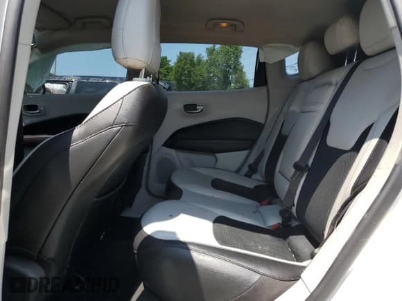 ✅ 2020 Jeep Compass Limited • VIN: 3C4NJDCB7LT116942 • Lot: 59010775. Listed on Copart with 74,888 mi. Free auction sales archive from the USA and detailed vehicle history report at DreamBid. Image 11.