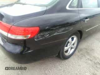 2007 Hyundai Azera GLS с VIN KMHFC46D47A188749, выставлен на аукционе IAAI как лот 42334246 с пробегом 105 049 миль миль и . История ставок и продаж доступна на DreamBid. Изображение 6.