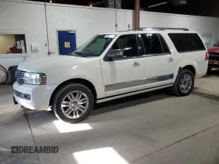 ✅ 2007 Lincoln Navigator • VIN: 5LMFL28557LJ13487 • Lot: 92415065. Wystawiony na Copart z przebiegiem 245 312 mil. Bezpłatny archiwum sprzedaży aukcyjnych z USA i szczegółowy raport historii pojazdu na DreamBid. Zdjęcie 1.