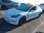 ✅ 2018 Tesla Model 3 Long Range Battery • VIN: 5YJ3E1EA0JF059090 • Lot: 43149224. Wystawiony na IAAI z przebiegiem 137 031 mil. Bezpłatny archiwum sprzedaży aukcyjnych z USA i szczegółowy raport historii pojazdu na DreamBid. Zdjęcie 19.