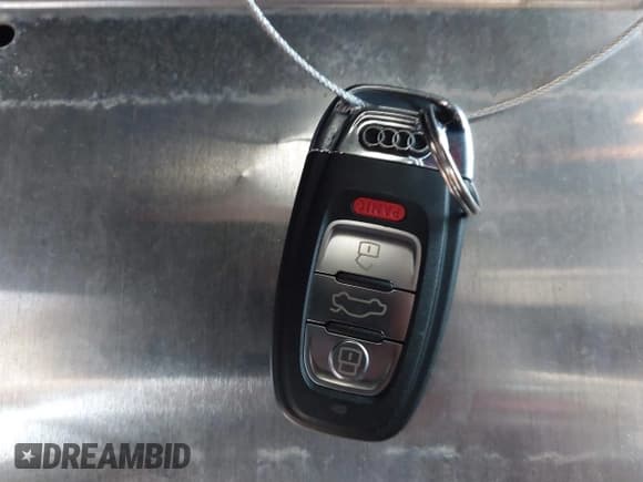 ✅ 2015 Audi Q5 Prestige • VIN: WA1WGAFPXFA047419 • Лот: 41215622. Опубликован ранее на IAAI с пробегом Не указан. Бесплатный доступ к архиву аукционных продаж из США и подробный отчёт об истории автомобиля на DreamBid. Изображение 11.