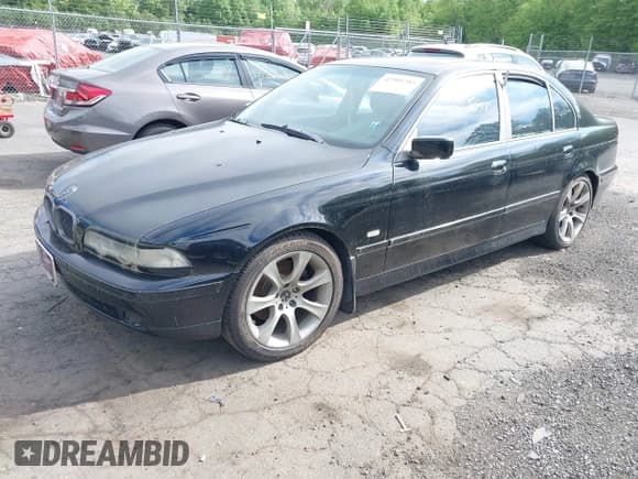 ✅ 1997 BMW 5 Series 540i • VIN: WBADE5324VBV92704 • Lot: 42305703. Listed on IAAI with 202,371 mi. Free auction sales archive from the USA and detailed vehicle history report at DreamBid. Image 2.