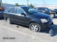 ✅ 2008 Kia Sorento LX • VIN: KNDJD735385836067 • Лот: 41827802. Опубликован ранее на IAAI с пробегом 137 796 миль. Бесплатный доступ к архиву аукционных продаж из США и подробный отчёт об истории автомобиля на DreamBid. Изображение 1.