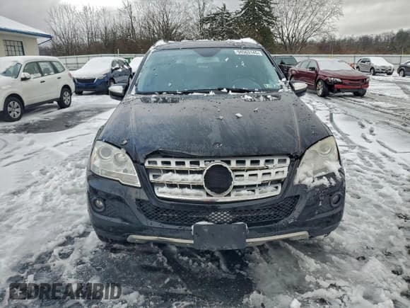 ✅ 2009 Mercedes-Benz M 350 • VIN: 4JGBB86E79A529601 • Lot: 94563145. Wystawiony na Copart z przebiegiem 137 430 mil. Bezpłatny archiwum sprzedaży aukcyjnych z USA i szczegółowy raport historii pojazdu na DreamBid. Zdjęcie 5.