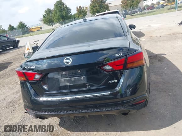 ✅ 2021 Nissan Altima SV • VIN: 1N4BL4DW0MN310752 • Лот: 43305500. Опубликован ранее на IAAI с пробегом 100 109 миль. Бесплатный доступ к архиву аукционных продаж из США и подробный отчёт об истории автомобиля на DreamBid. Изображение 16.