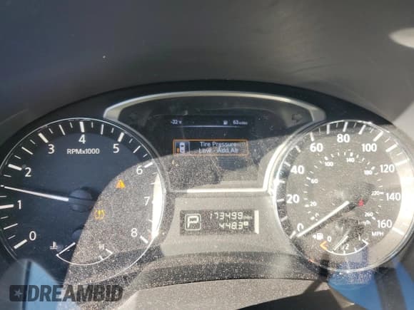 ✅ 2015 Nissan Altima SL • VIN: 1N4AL3AP8FN404321 • Lot: 93774795. Listed on Copart with 173,499 mi. Free auction sales archive from the USA and detailed vehicle history report at DreamBid. Image 9.