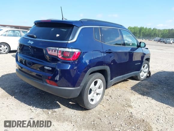 ✅ 2020 Jeep Compass Latitude • VIN: 3C4NJCBB7LT130383 • Lot: 42129619. Listed on IAAI with 33,175 mi. Free auction sales archive from the USA and detailed vehicle history report at DreamBid. Image 4.