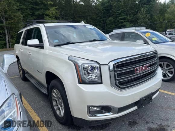 ✅ 2015 GMC Yukon XL SLT • VIN: 1GKS2HKC1FR572373 • Lot: 86259245. Listed on Copart with 141,000 mi. Free auction sales archive from the USA and detailed vehicle history report at DreamBid. Image 1.