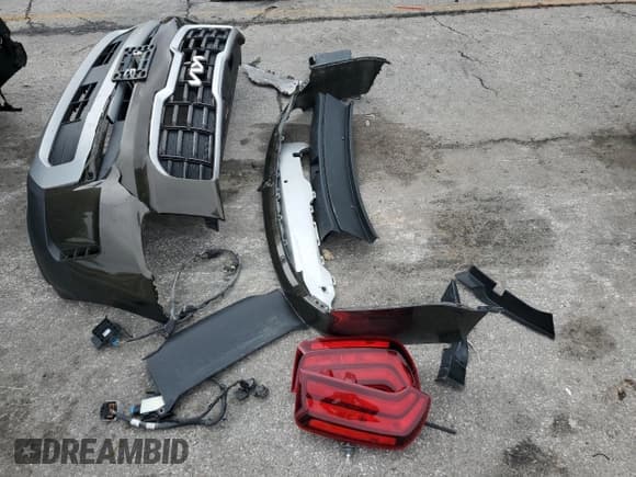 ✅ 2023 Kia Telluride S • VIN: 5XYP64GC0PG395712 • Lot: 89893865. Listed on Copart with 88,833 mi. Free auction sales archive from the USA and detailed vehicle history report at DreamBid. Image 13.