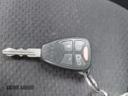 ✅ 2012 Chrysler 200 Touring • VIN: 1C3CCBBB1CN300785 • Lot: 43557217. Wystawiony na IAAI z przebiegiem 152 249 mil. Bezpłatny archiwum sprzedaży aukcyjnych z USA i szczegółowy raport historii pojazdu na DreamBid. Zdjęcie 11.