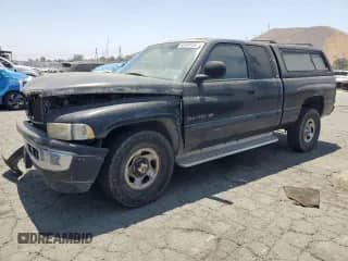 2000 Dodge 1500 с VIN 3B7HC13Y6YG100046, выставлен на аукционе Copart как лот 65540135 с пробегом 344 897 миль миль и Списание • Salvage title. История ставок и продаж доступна на DreamBid. Изображение 1.