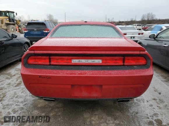 ✅ 2012 Dodge Challenger SXT • VIN: 2C3CDYAG9CH275608 • Lot: 44809885. Wystawiony na Copart z przebiegiem 84 801 mil. Bezpłatny archiwum sprzedaży aukcyjnych z USA i szczegółowy raport historii pojazdu na DreamBid. Zdjęcie 6.