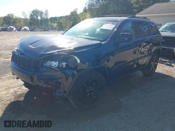 ✅ 2019 Jeep Grand Cherokee Altitude • VIN: 1C4RJFAG6KC786424 • Lot: 43420353. Wystawiony na IAAI z przebiegiem 76 367 mil. Bezpłatny archiwum sprzedaży aukcyjnych z USA i szczegółowy raport historii pojazdu na DreamBid. Zdjęcie 22.