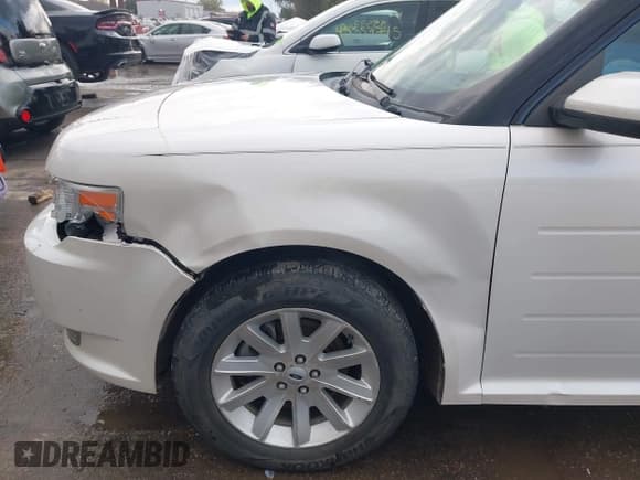 ✅ 2012 Ford Flex SEL • VIN: 2FMGK5CC4CBD13899 • Lot: 43550073. Listed on IAAI with 175,863 mi. Free auction sales archive from the USA and detailed vehicle history report at DreamBid. Image 6.