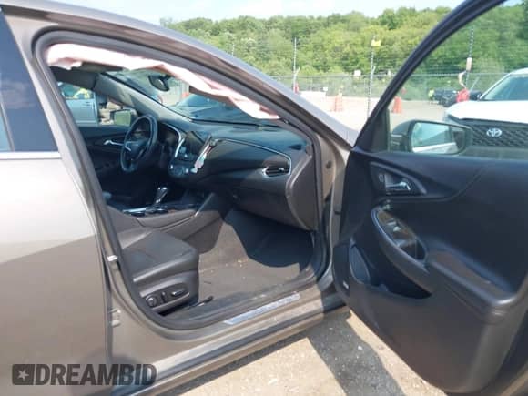 2020 Chevrolet Malibu Premier with VIN 1G1ZE5SX5LF051794, listed as a IAAI auction lot 42431059 with 55,784 mi miles and . Bid and sale history available at DreamBid. Image 5.