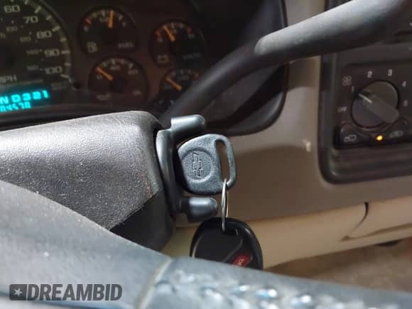 2000 Chevrolet Suburban LT с VIN 3GNFK16T1YG165422, выставлен на аукционе IAAI как лот 42301848 с пробегом 104 570 миль миль и . История ставок и продаж доступна на DreamBid. Изображение 11.