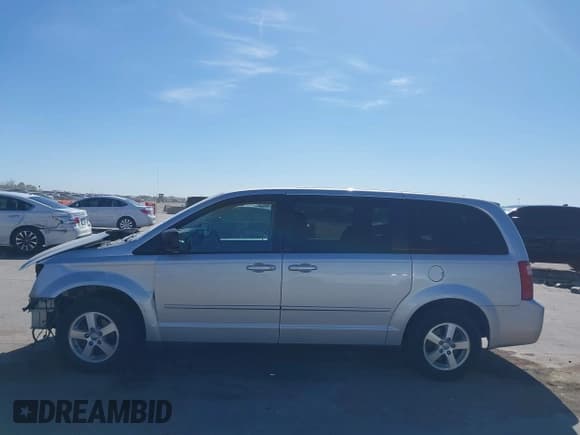 ✅ 2009 Dodge Grand Caravan SE • VIN: 1D8HN44E29B501024 • Lot: 43653699. Listed on IAAI with 145,512 mi. Free auction sales archive from the USA and detailed vehicle history report at DreamBid. Image 15.