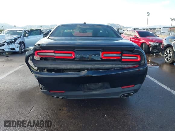 ✅ 2016 Dodge Challenger SXT Plus • VIN: 2C3CDZAG4GH193166 • Лот: 43422604. Опубликован ранее на IAAI с пробегом 95 905 миль. Бесплатный доступ к архиву аукционных продаж из США и подробный отчёт об истории автомобиля на DreamBid. Изображение 16.
