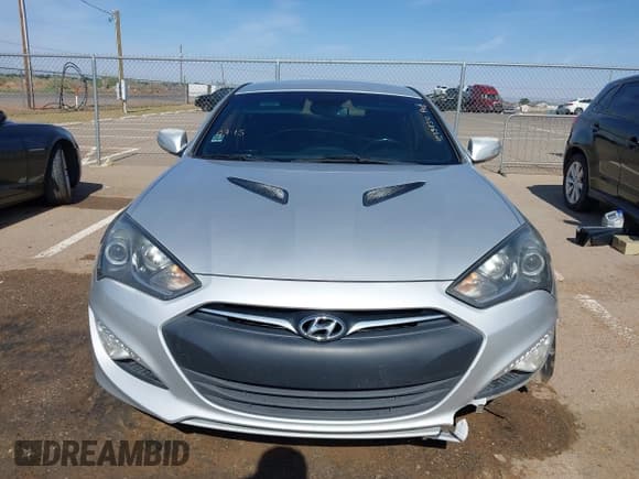 ✅ 2015 Hyundai Genesis Coupe 3.8L Base • VIN: KMHHT6KJXFU128973 • Lot: 42739310. Listed on IAAI with 131,501 mi. Free auction sales archive from the USA and detailed vehicle history report at DreamBid. Image 11.