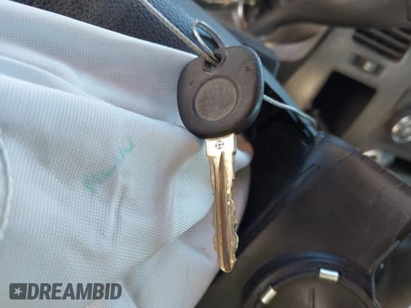 ✅ 2014 Chevrolet Silverado 2500HD Work Truck • VIN: 1GC1CVCG8EF161704 • Лот: 43678631. Опубликован ранее на IAAI с пробегом 264 452 миль. Бесплатный доступ к архиву аукционных продаж из США и подробный отчёт об истории автомобиля на DreamBid. Изображение 11.