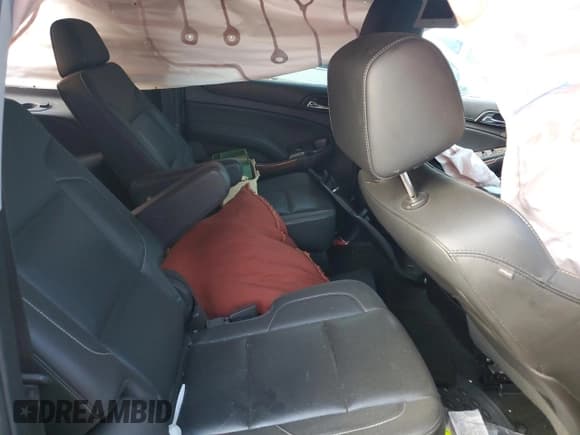 ✅ 2015 Chevrolet Suburban LTZ • VIN: 1GNSCKKC8FR745061 • Lot: 45640024. Wystawiony na Copart z przebiegiem Nie podano. Bezpłatny archiwum sprzedaży aukcyjnych z USA i szczegółowy raport historii pojazdu na DreamBid. Zdjęcie 11.