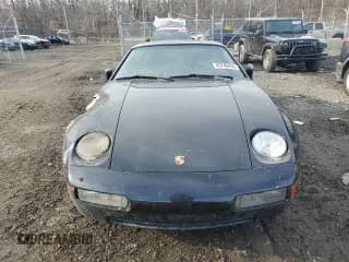 ✅ 1988 Porsche 928 • VIN: WP0JB0921JS860322 • Lot: 43746455. Listed on Copart with 136,427 mi. Free auction sales archive from the USA and detailed vehicle history report at DreamBid. Image 5.