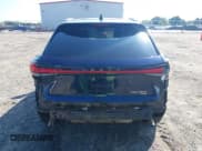 ✅ 2023 Lexus RX 350 • VIN: 2T2BAMCA1PC025454 • Lot: 42697467. Wystawiony na IAAI z przebiegiem 28 060 mil. Bezpłatny archiwum sprzedaży aukcyjnych z USA i szczegółowy raport historii pojazdu na DreamBid. Zdjęcie 17.