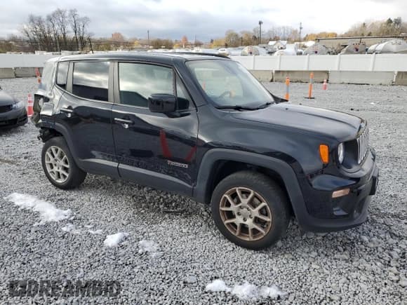 ✅ 2021 Jeep Renegade Latitude • VIN: ZACNJDBB5MPM34811 • Lot: 91318725. Wystawiony na Copart z przebiegiem 59 004 mil. Bezpłatny archiwum sprzedaży aukcyjnych z USA i szczegółowy raport historii pojazdu na DreamBid. Zdjęcie 4.