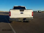 ✅ 2018 Ford F-150 Lariat • VIN: 1FTEW1CP3JKC71482 • Lot: 43628870. Wystawiony na IAAI z przebiegiem 125 504 mil. Bezpłatny archiwum sprzedaży aukcyjnych z USA i szczegółowy raport historii pojazdu na DreamBid. Zdjęcie 16.