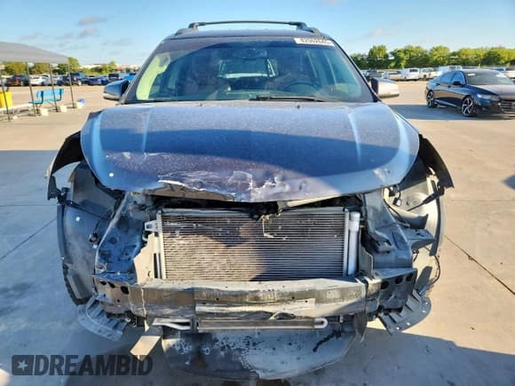 ✅ 2017 Chevrolet Traverse LT • VIN: 1GNKRHKD3HJ175515 • Lot: 82062645. Wystawiony na Copart z przebiegiem 91 559 mil. Bezpłatny archiwum sprzedaży aukcyjnych z USA i szczegółowy raport historii pojazdu na DreamBid. Zdjęcie 5.