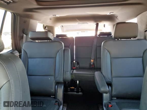 2022 Chevrolet Tahoe LT z VIN 1GNSKNKD1NR157742, wystawiony jako Copart lot #71324675 z przebiegiem 51 272 mil mil oraz Szkoda całkowita • Salvage title. Historia ofert i sprzedaży dostępna na DreamBid. Obrazek 10.