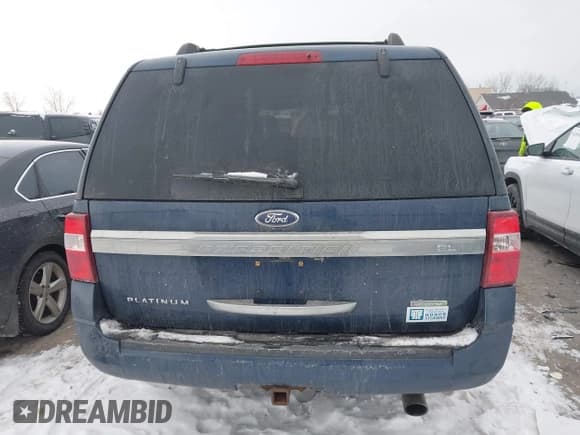 ✅ 2015 Ford Expedition Max Platinum • VIN: 1FMJK1MT3FEF26302 • Lot: 41286061. Wystawiony na IAAI z przebiegiem 147 659 mil. Bezpłatny archiwum sprzedaży aukcyjnych z USA i szczegółowy raport historii pojazdu na DreamBid. Zdjęcie 16.