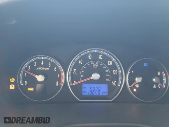 ✅ 2008 Hyundai Santa Fe SE • VIN: 5NMSH73E98H138925 • Lot: 83487474. Listed on Copart with 196,481 mi. Free auction sales archive from the USA and detailed vehicle history report at DreamBid. Image 9.