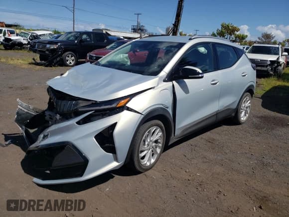 ✅ 2023 Chevrolet Bolt EUV LT • VIN: 1G1FY6S01P4165540 • Лот: 82474315. Опубликован ранее на Copart с пробегом 25 463 миль. Бесплатный доступ к архиву аукционных продаж из США и подробный отчёт об истории автомобиля на DreamBid. Изображение 1.