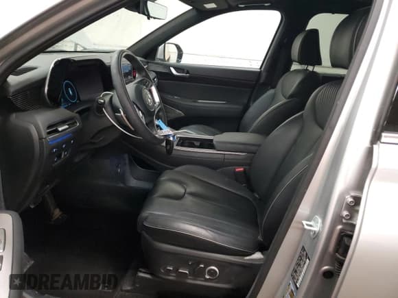 ✅ 2024 Hyundai Palisade Calligraphy • VIN: KM8R7DGE7RU662218 • Лот: 45353075. Опубликован ранее на Copart с пробегом 21 797 миль. Бесплатный доступ к архиву аукционных продаж из США и подробный отчёт об истории автомобиля на DreamBid. Изображение 7.