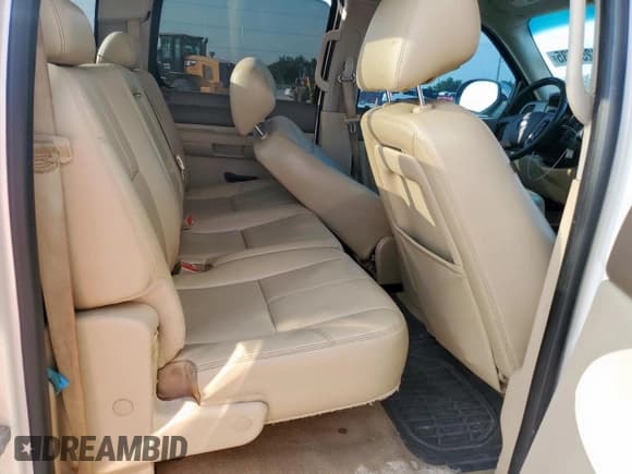 ✅ 2013 Chevrolet Silverado 1500 LT • VIN: 3GCPCSE06DG223493 • Lot: 71250535. Listed on Copart with 257,115 mi. Free auction sales archive from the USA and detailed vehicle history report at DreamBid. Image 10.