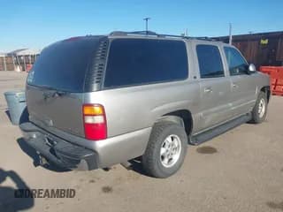 ✅ 2001 Chevrolet Suburban LS • VIN: 3GNFK16T21G261971 • Лот: 41663621. Опубликован ранее на IAAI с пробегом 323 550 миль. Бесплатный доступ к архиву аукционных продаж из США и подробный отчёт об истории автомобиля на DreamBid. Изображение 4.