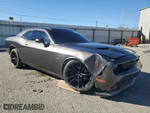 ✅ 2018 Dodge Challenger R/T • VIN: 2C3CDZBT2JH178216 • Лот: 91277565. Опубликован ранее на Copart с пробегом 103 358 миль. Бесплатный доступ к архиву аукционных продаж из США и подробный отчёт об истории автомобиля на DreamBid. Изображение 4.
