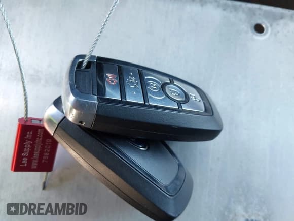 ✅ 2018 Ford Explorer XLT • VIN: 1FM5K8D81JGB14088 • Лот: 42642645. Опубликован ранее на IAAI с пробегом 201 556 миль. Бесплатный доступ к архиву аукционных продаж из США и подробный отчёт об истории автомобиля на DreamBid. Изображение 11.