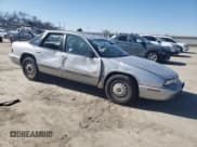 ✅ 1995 Buick Regal Custom • VIN: 2G4WB52LXS1456065 • Lot: 47444325. Wystawiony na Copart z przebiegiem 169 679 mil. Bezpłatny archiwum sprzedaży aukcyjnych z USA i szczegółowy raport historii pojazdu na DreamBid. Zdjęcie 4.