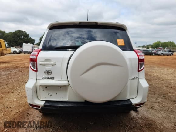 ✅ 2012 Toyota RAV4 • VIN: 2T3BF4DVXCW201327 • Lot: 85689645. Listed on Copart with 157,444 mi. Free auction sales archive from the USA and detailed vehicle history report at DreamBid. Image 6.