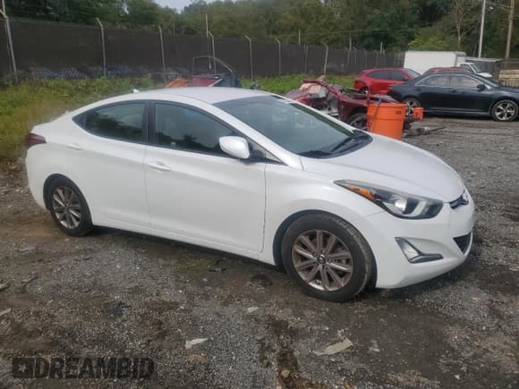 ✅ 2015 Hyundai Elantra SE • VIN: 5NPDH4AEXFH552578 • Lot: 84165045. Listed on Copart with 69,333 mi. Free auction sales archive from the USA and detailed vehicle history report at DreamBid. Image 4.