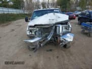 ✅ 2000 Ford F-250 XL • VIN: 1FTNX21F7YEB88191 • Lot: 90454205. Listed on Copart with 185,830 mi. Free auction sales archive from the USA and detailed vehicle history report at DreamBid. Image 5.