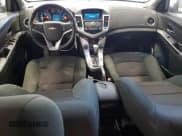 ✅ 2012 Chevrolet Cruze 1LT • VIN: 1G1PF5SC3C7166745 • Лот: 84363515. Опубликован ранее на Copart с пробегом 129 483 миль. Бесплатный доступ к архиву аукционных продаж из США и подробный отчёт об истории автомобиля на DreamBid. Изображение 8.