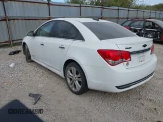 ✅ 2015 Chevrolet Cruze LT • VIN: 1G1PE5SB0F7237365 • Lot: 43360069. Listed on IAAI with 109,411 mi. Free auction sales archive from the USA and detailed vehicle history report at DreamBid. Image 3.