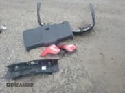 ✅ 2018 Ford Explorer XLT • VIN: 1FM5K7D84JGA51594 • Lot: 84552415. Wystawiony na Copart z przebiegiem 89 733 mil. Bezpłatny archiwum sprzedaży aukcyjnych z USA i szczegółowy raport historii pojazdu na DreamBid. Zdjęcie 13.