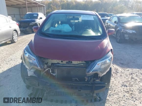 ✅ 2019 Nissan Note SV • VIN: 3N1CE2CP2KL357580 • Lot: 43630433. Wystawiony na IAAI z przebiegiem 115 251 mil. Bezpłatny archiwum sprzedaży aukcyjnych z USA i szczegółowy raport historii pojazdu na DreamBid. Zdjęcie 13.